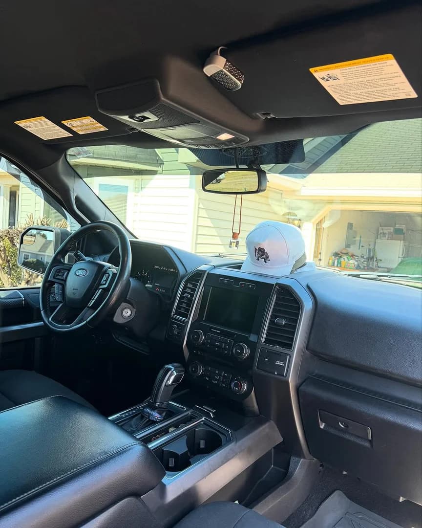 Ford F150 Basic Interior